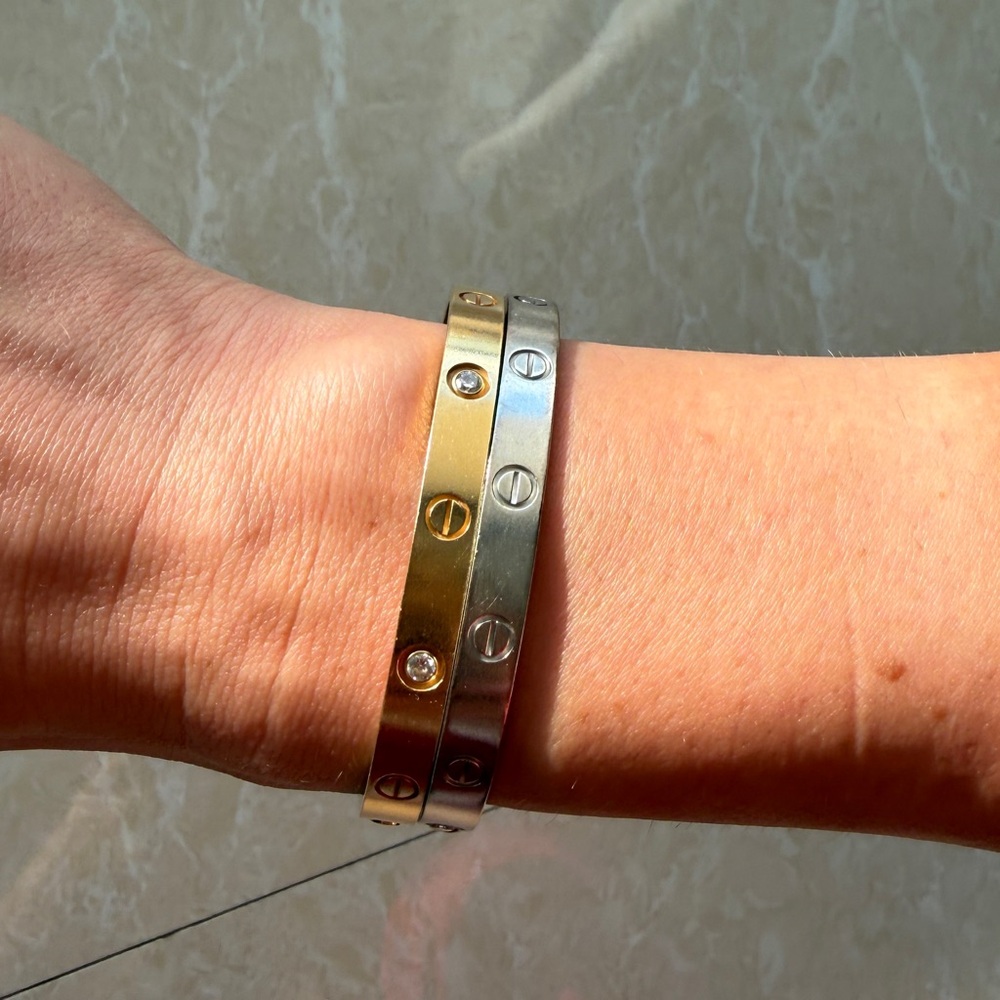 Authentic Cartier LOVE BRACELET, CLASSIC MODEL, 17 size. - Picture 14 of 16